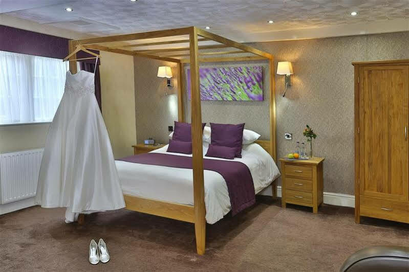Bury Ramsbottom Old Mill Hotel And Leisure Club Bagian luar foto